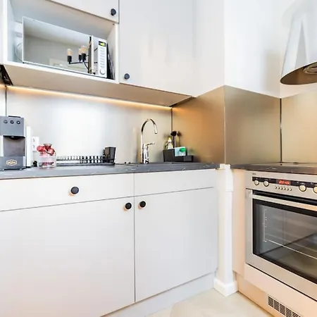 30M2 Studio - 500M From Train Station To Airport And Helsinki City Centre Vantaa Exterior photo