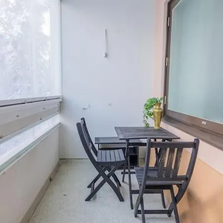 30M2 Studio - 500M From Train Station To Airport And Helsinki City Centre Vantaa Exterior photo