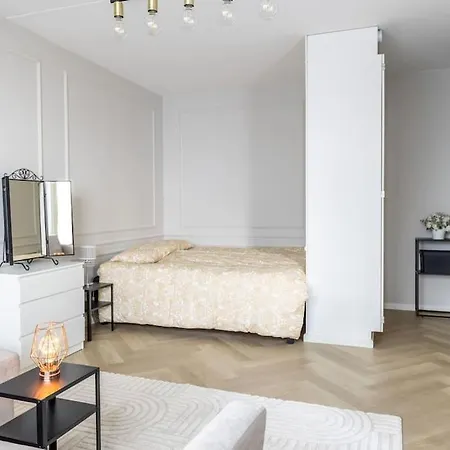 30M2 Studio - 500M From Train Station To Airport And Helsinki City Centre Vantaa Exterior photo